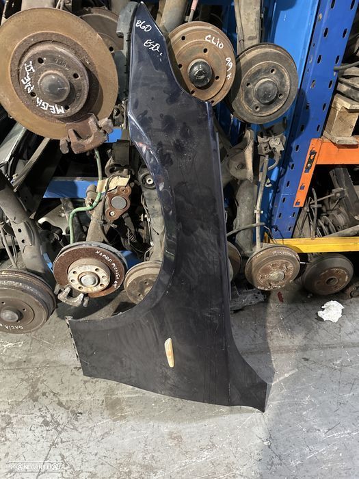 Guarda lamas esquerdo Bmw E60 E61 - 1