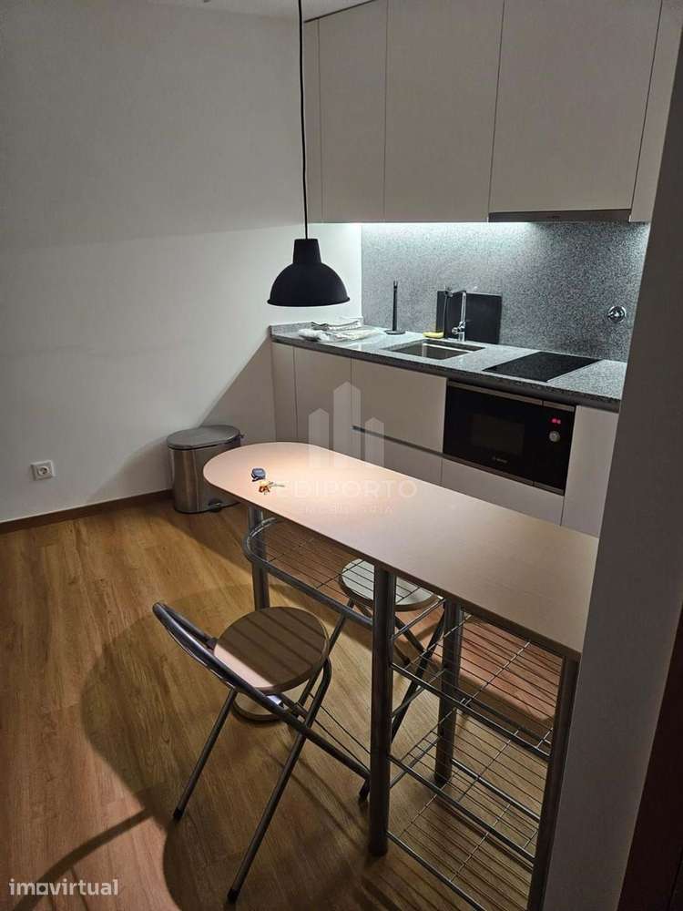 Apartamento T1 Mobilado para Arrendamento em Vila Nova de Gaia - Zona - Grande imagem: 4/13