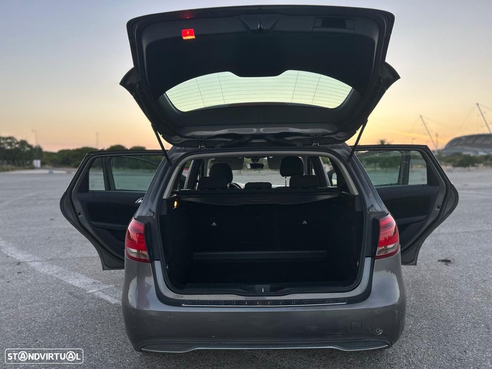 Mercedes-Benz B 180 d Urban - 7