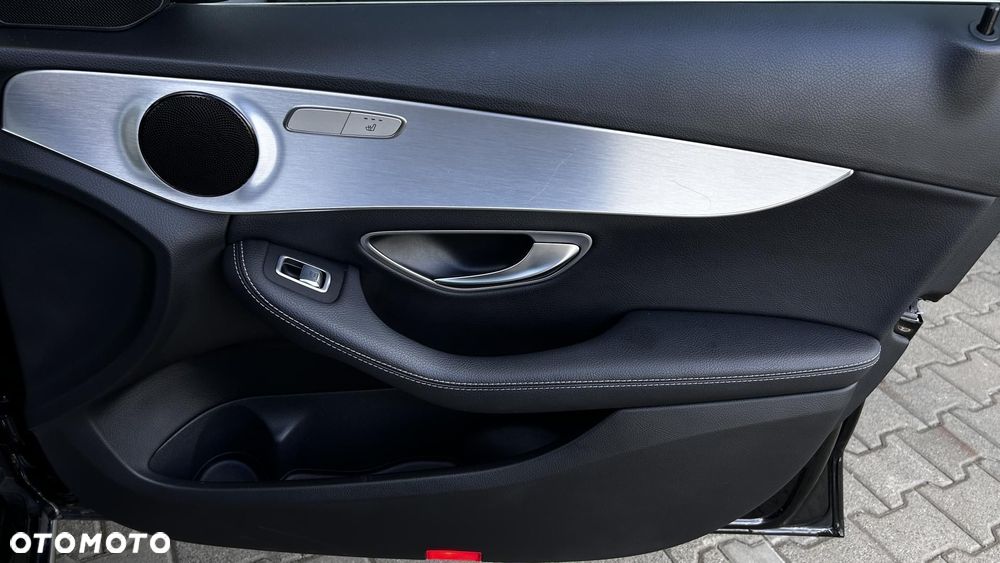 Mercedes-Benz Klasa C 180 9G-TRONIC - 21