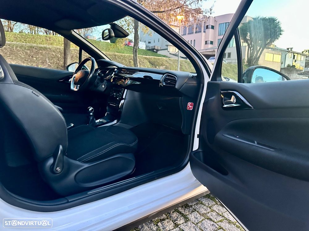 Citroën DS3 1.6 e-HDi So Chic - 24