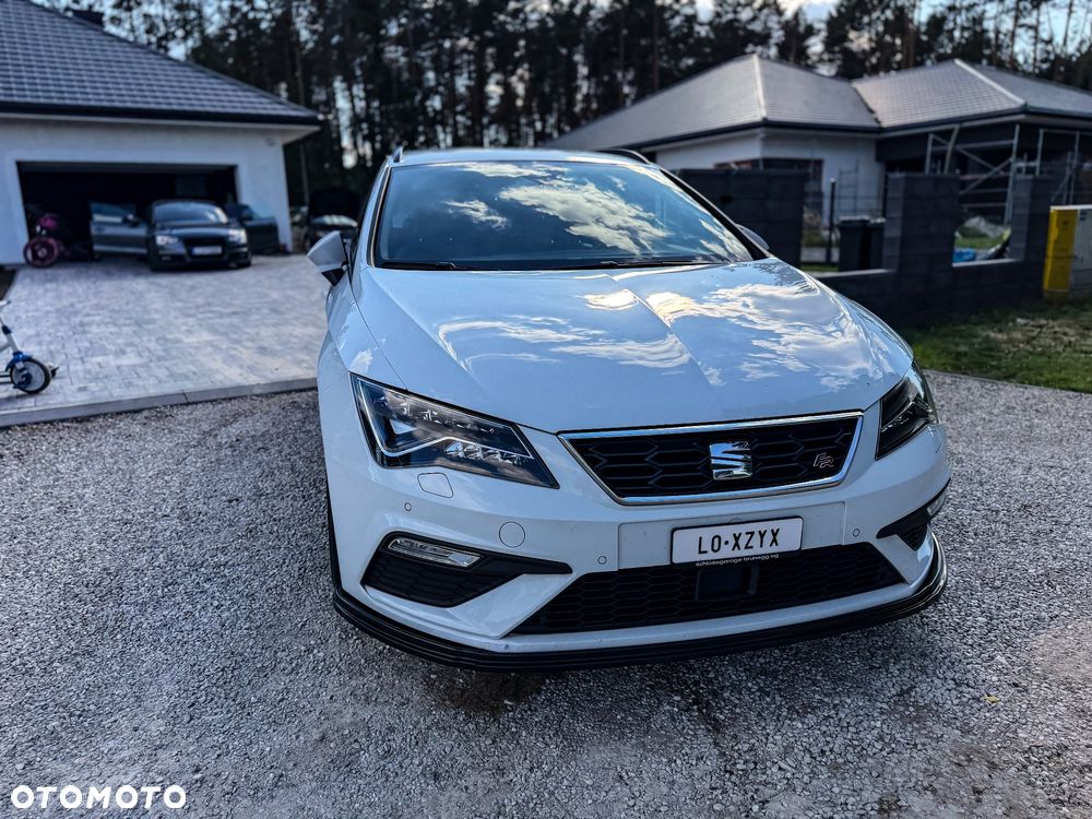 Seat Leon 1.5 eTSI OPF DSG FR Black Edition - 6