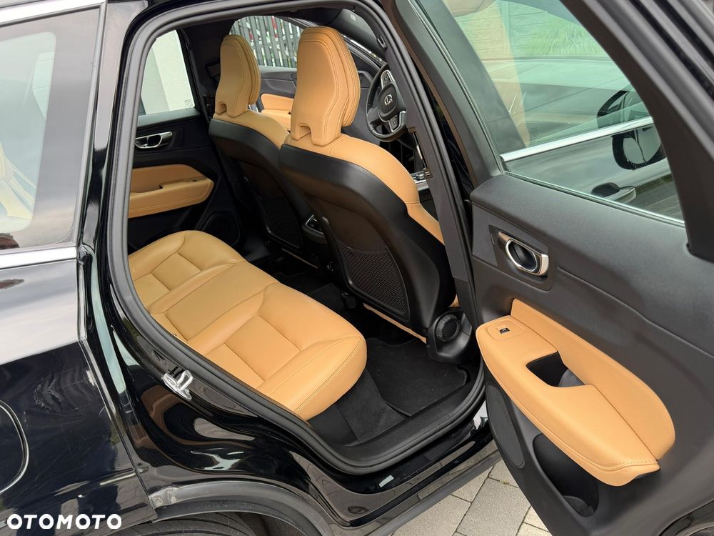 Volvo XC 60 D5 AWD Inscription - 10