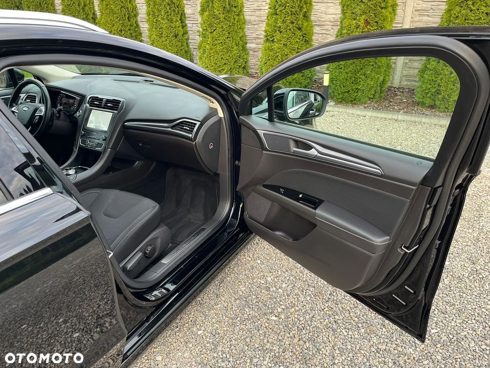 Ford Mondeo 2.0 EcoBlue Titanium - 31