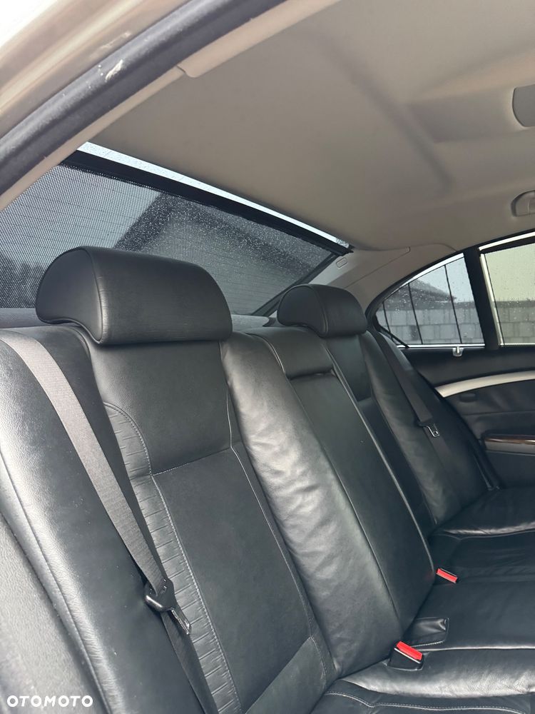 BMW Seria 7 750i L - 20