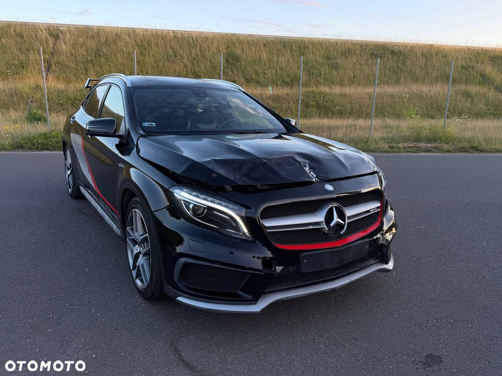 Mercedes-Benz GLA 45 AMG 4-Matic - 1