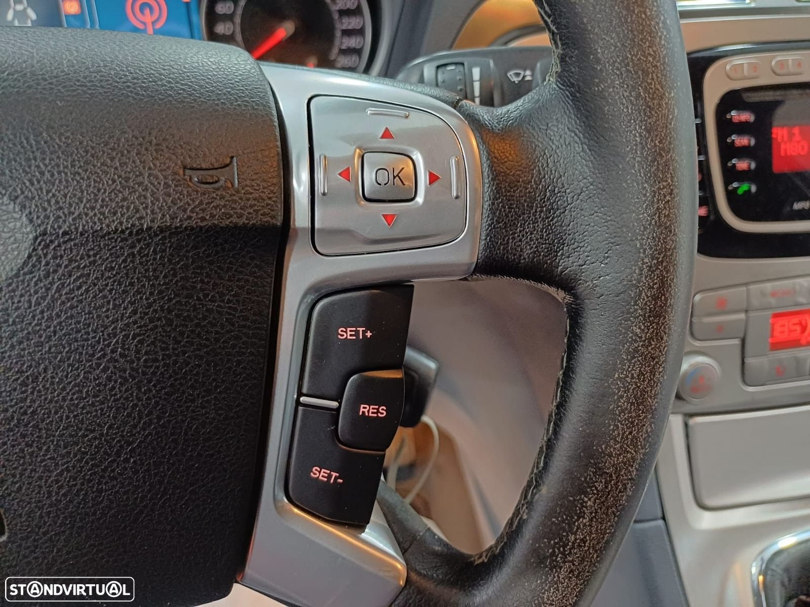 Ford S-Max 1.8 TDCi Titanium 7L - 15