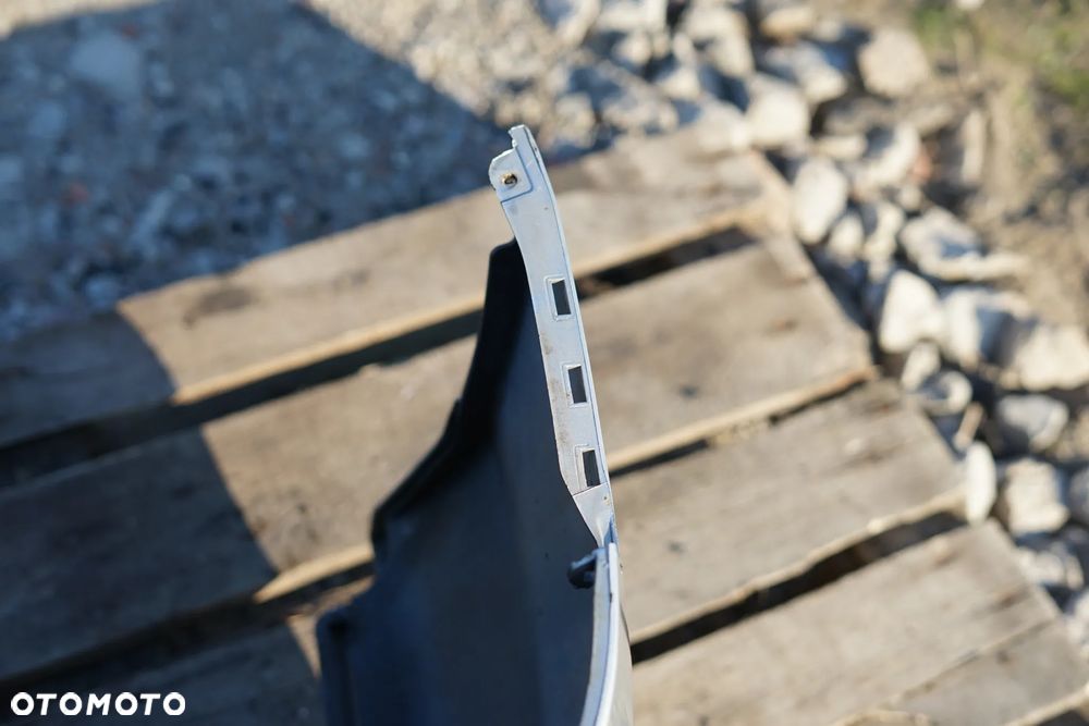 Zderzak przód przedni Honda Civic VII NH623M - 9