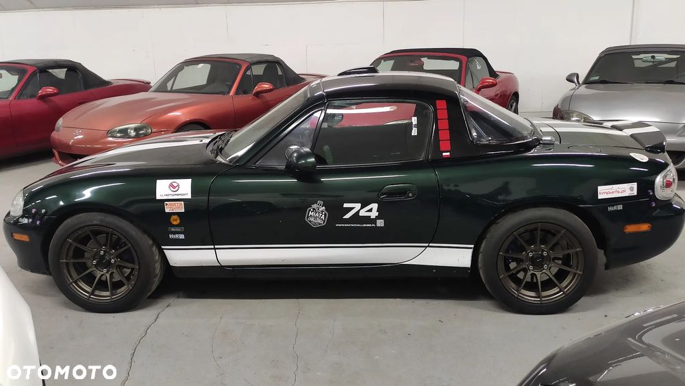 Mazda MX-5 1.9i 16V - 12