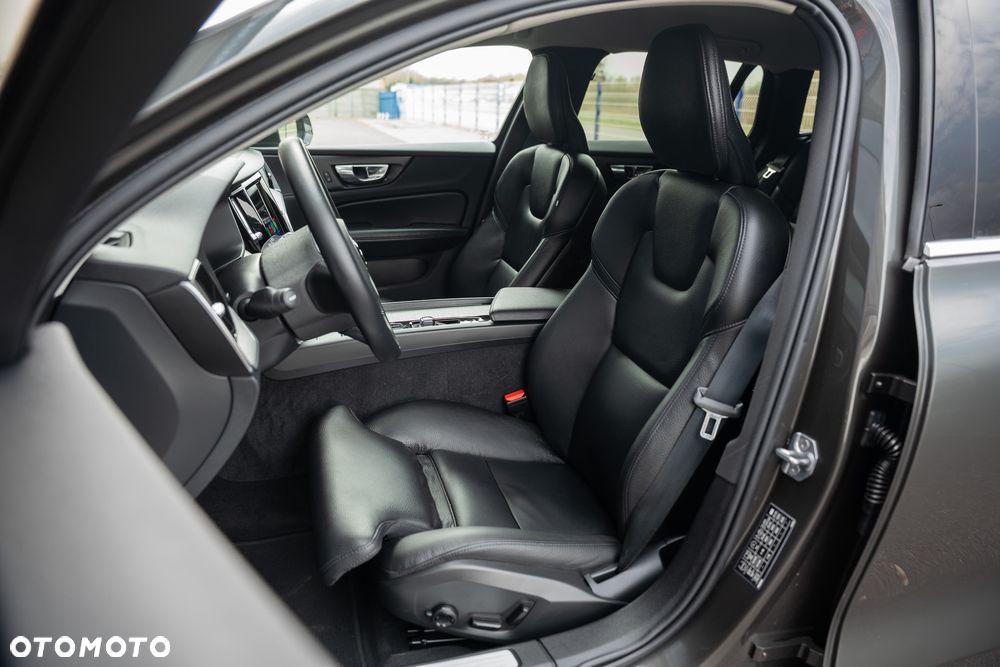 Volvo V60 B4 B Geartronic Inscription - 25
