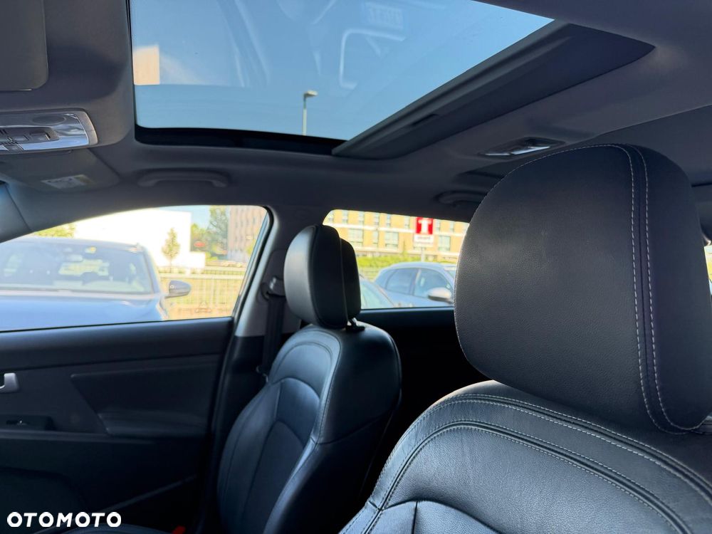 Kia Sportage 2.0 CRDI L AWD - 13