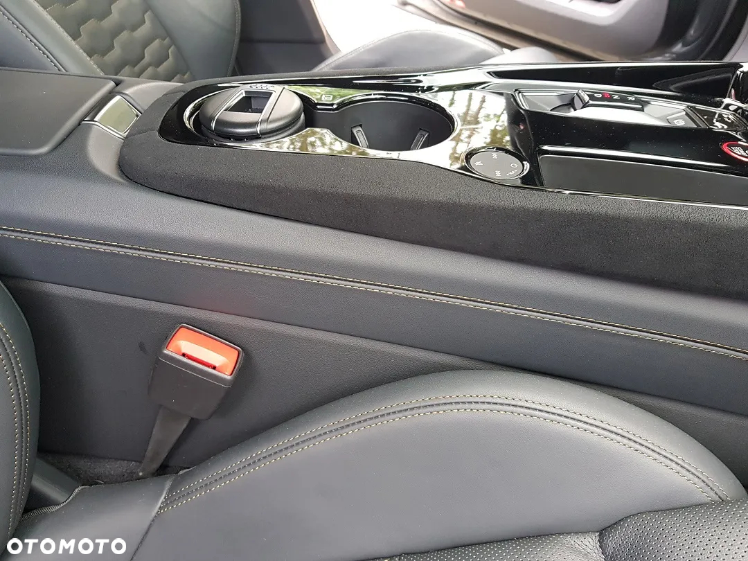 Audi e-tron GT - 12
