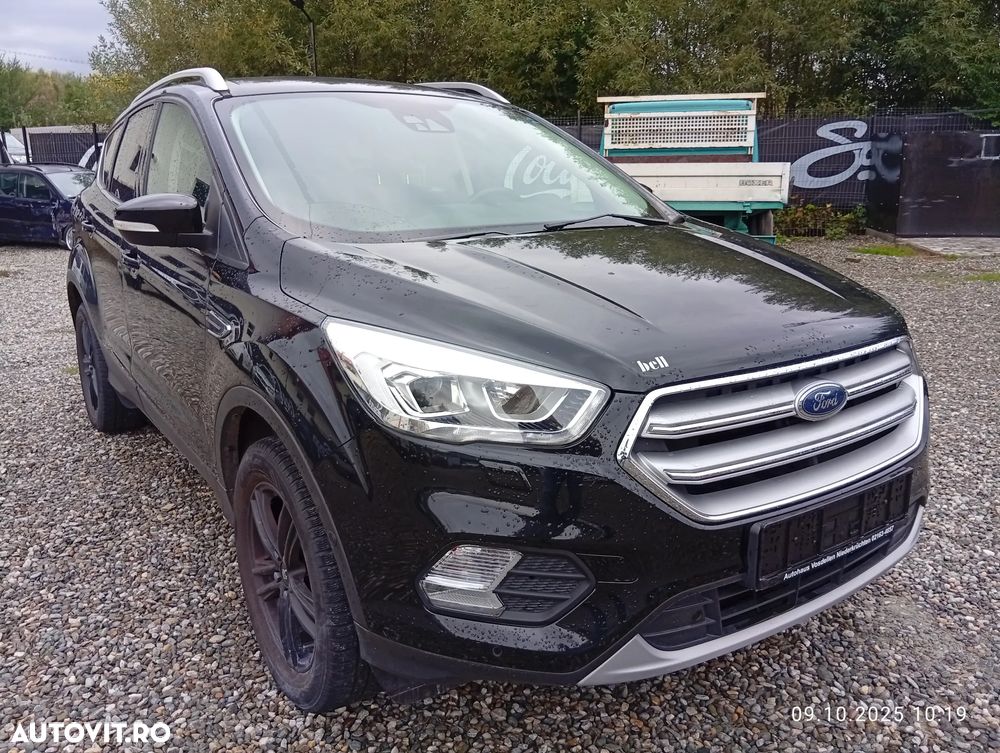 Ford Kuga 1.5 EcoBoost 2WD Titanium - 1