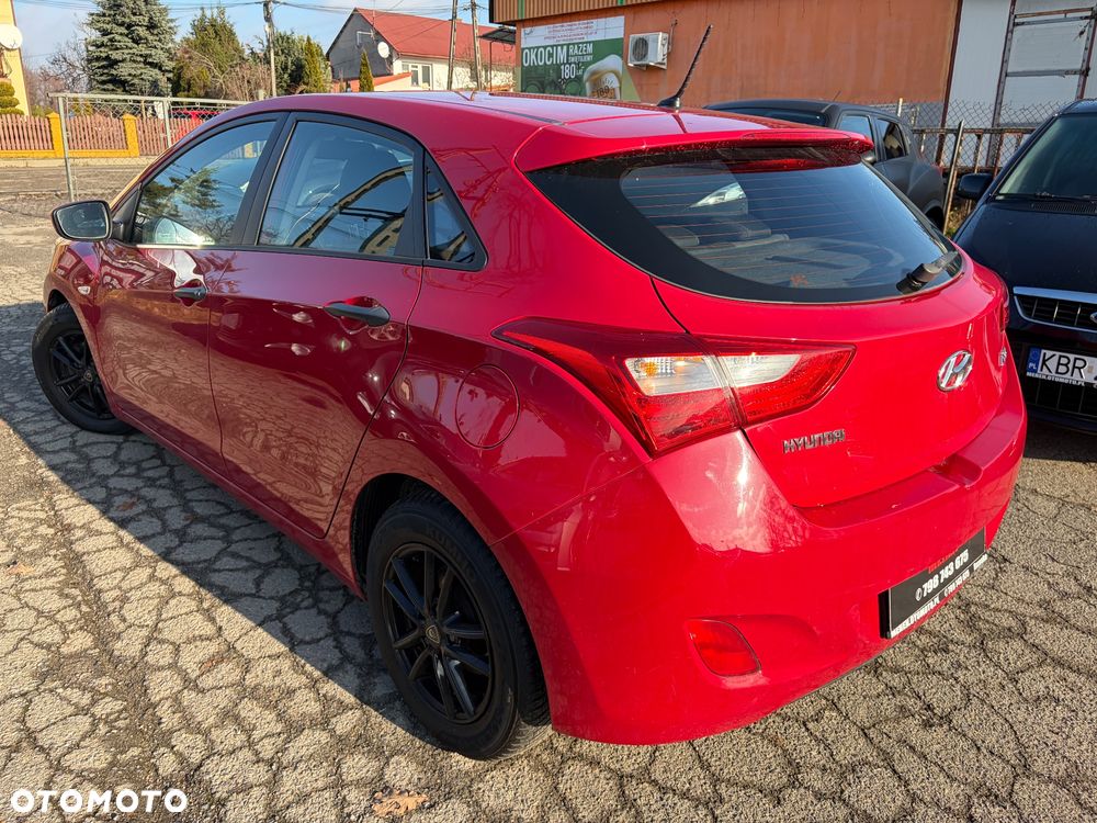 Hyundai i30 1.4 Classic - 8