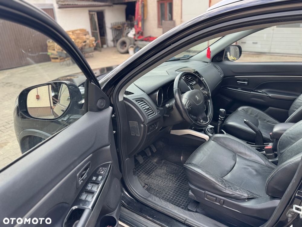 Peugeot 4008 - 9