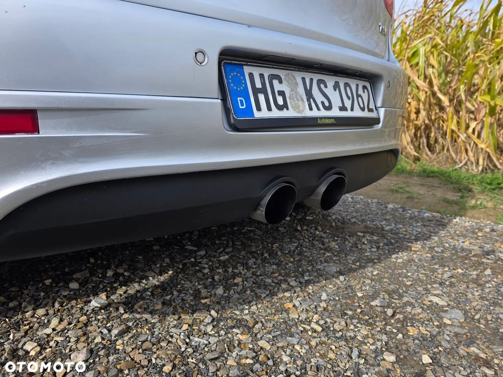 Volkswagen Golf - 28