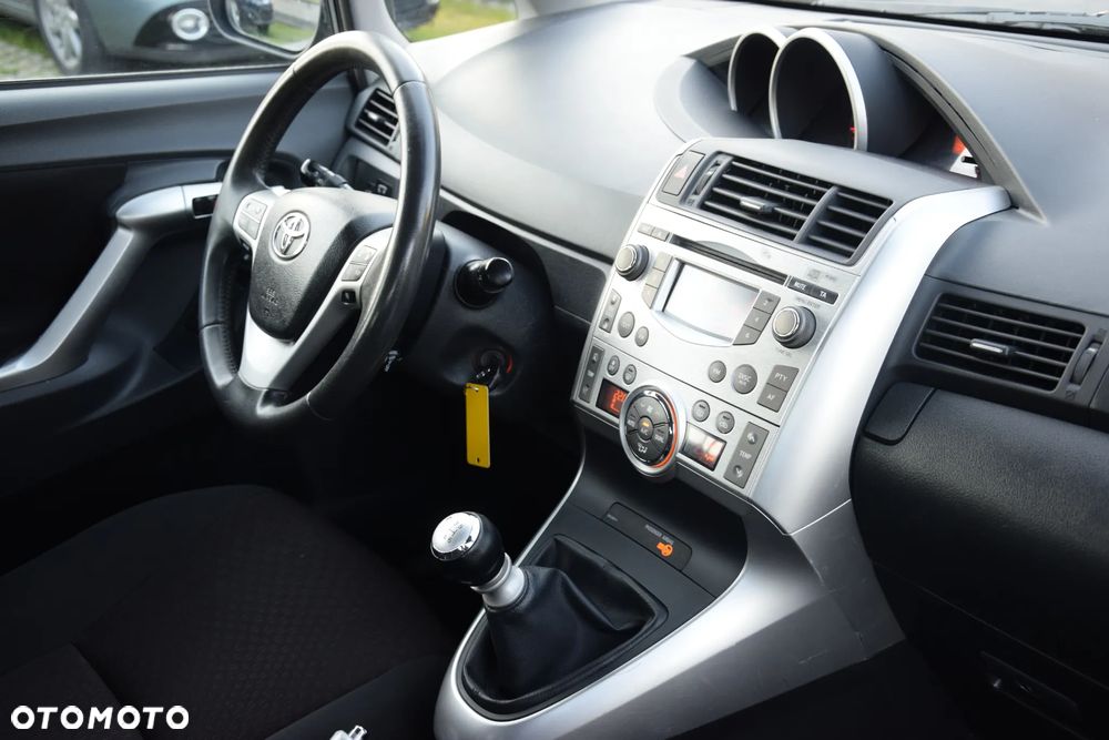 Toyota Verso - 19