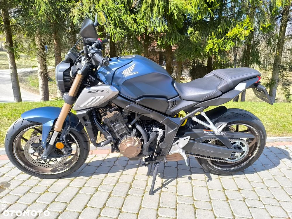 Honda CB - 2