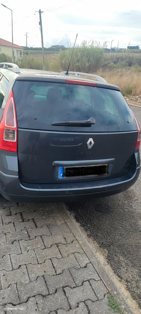 Renault Mégane Break 1.5 dCi Confort - 4
