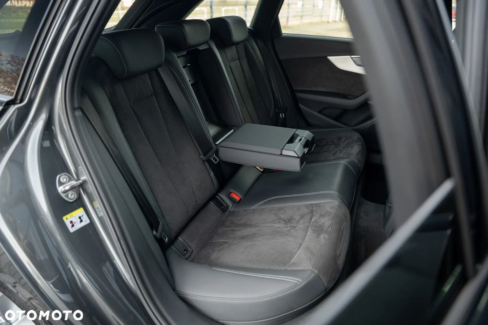 Audi A4 Avant 35 TFSI S tronic S line - 35