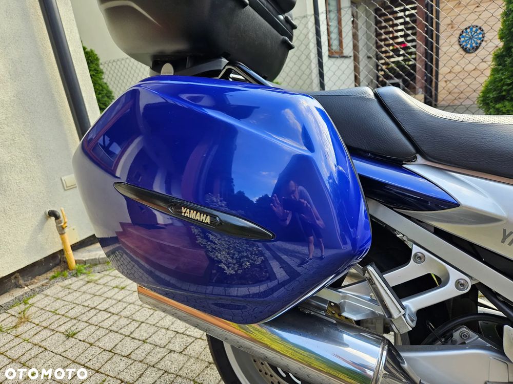Yamaha FJR - 10