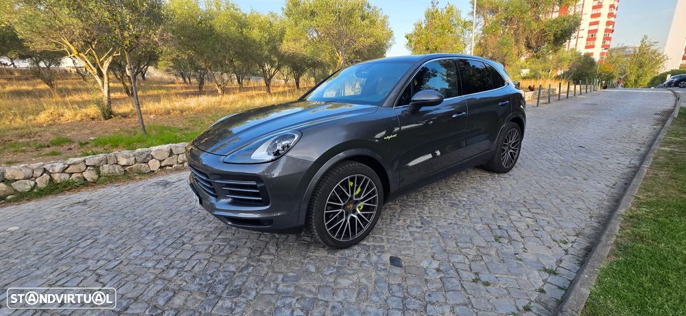 Porsche Cayenne E-Hybrid - 11