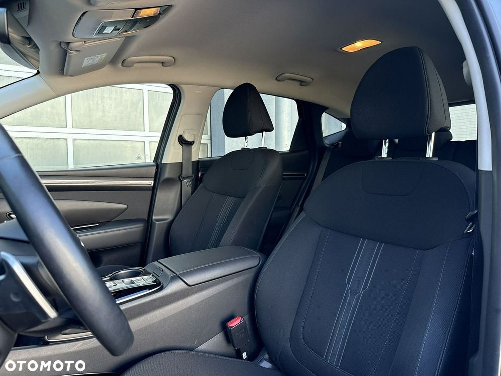 Hyundai Tucson 1.6 T-GDi HEV Executive 2WD - 22
