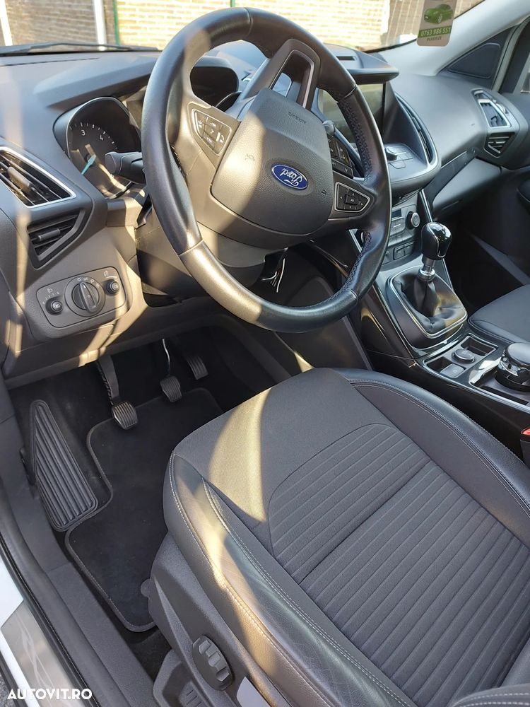 Ford Kuga 2.0 TDCi 4WD Titanium - 6