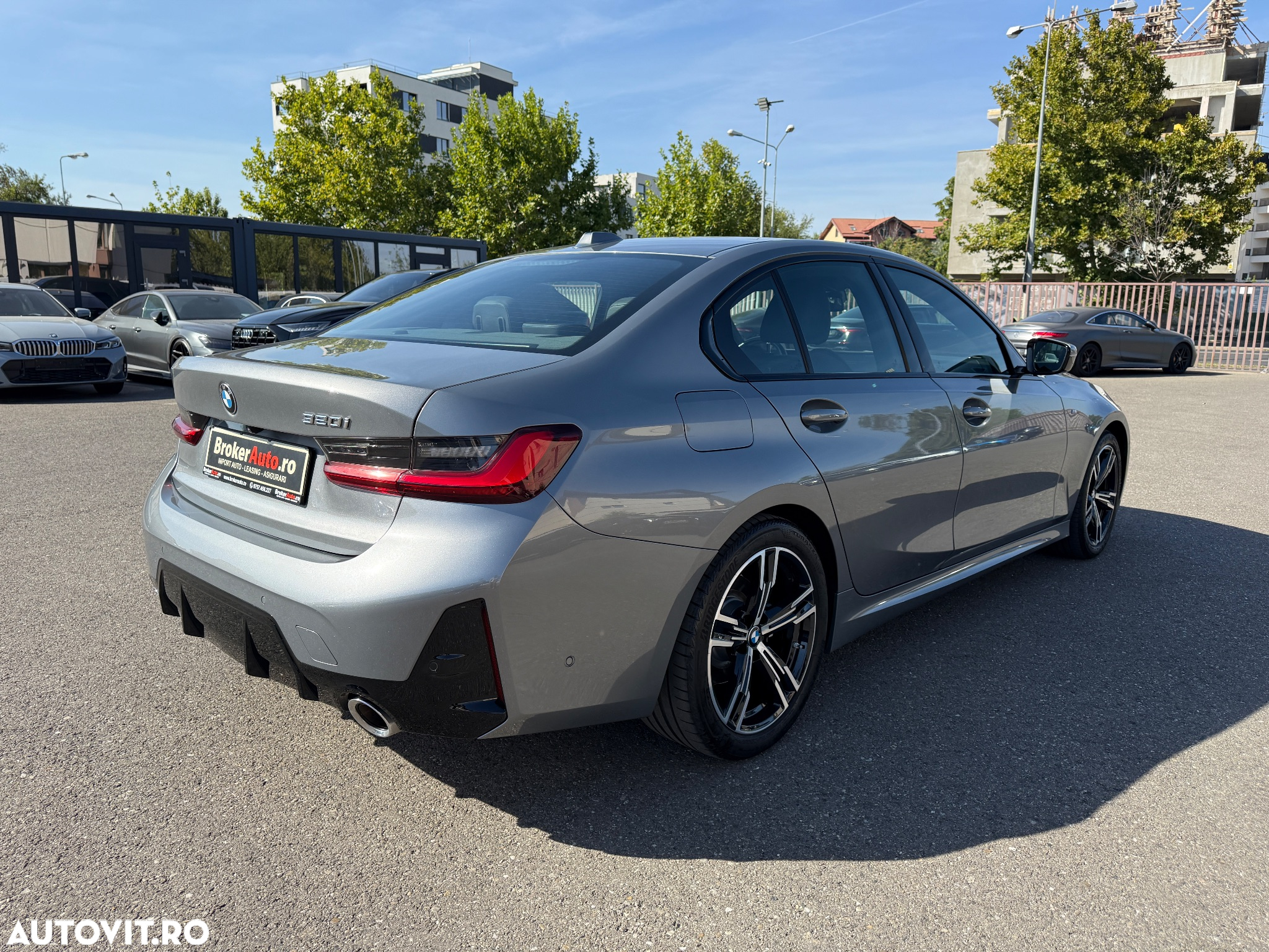 BMW Seria 3 320i AT - 6