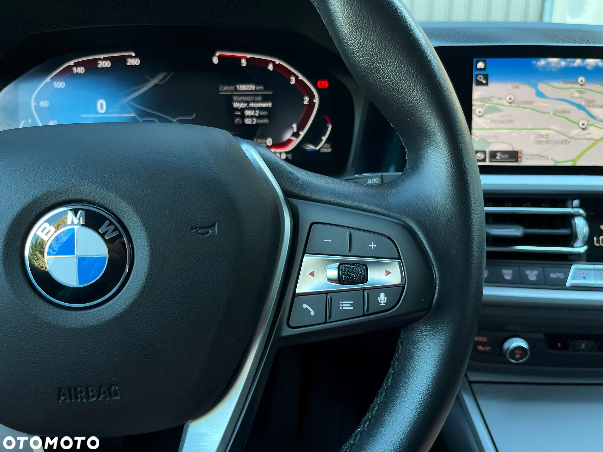 BMW Seria 3 320d xDrive - 17