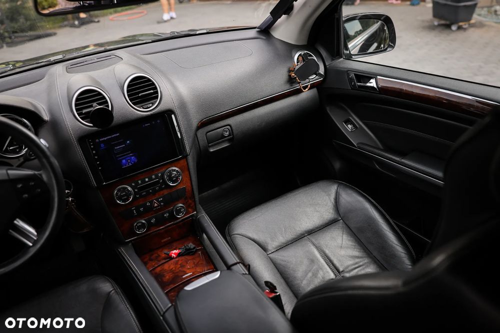 Mercedes-Benz GL 320 CDI - 14