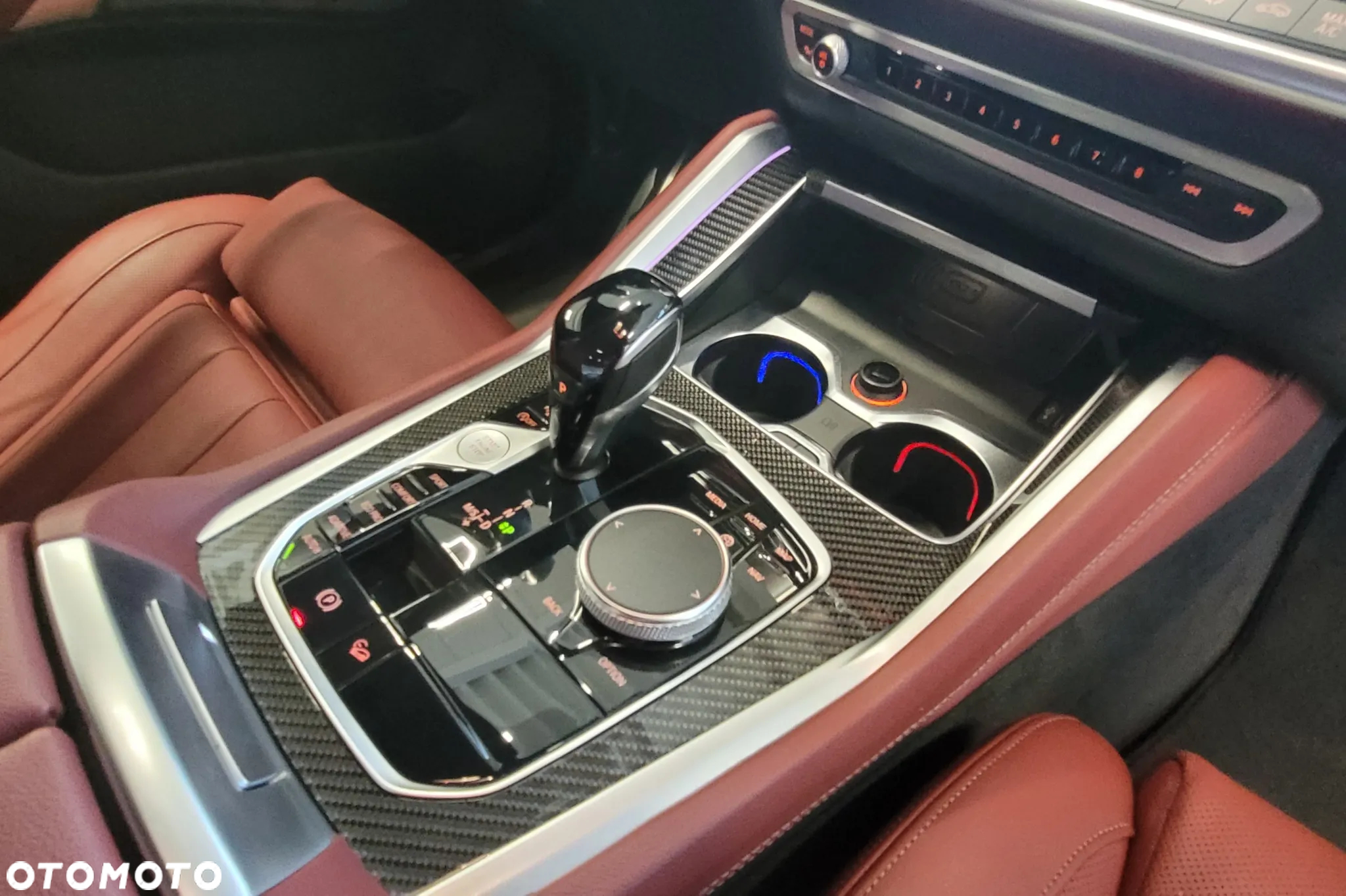 BMW X6 xDrive40i - 14