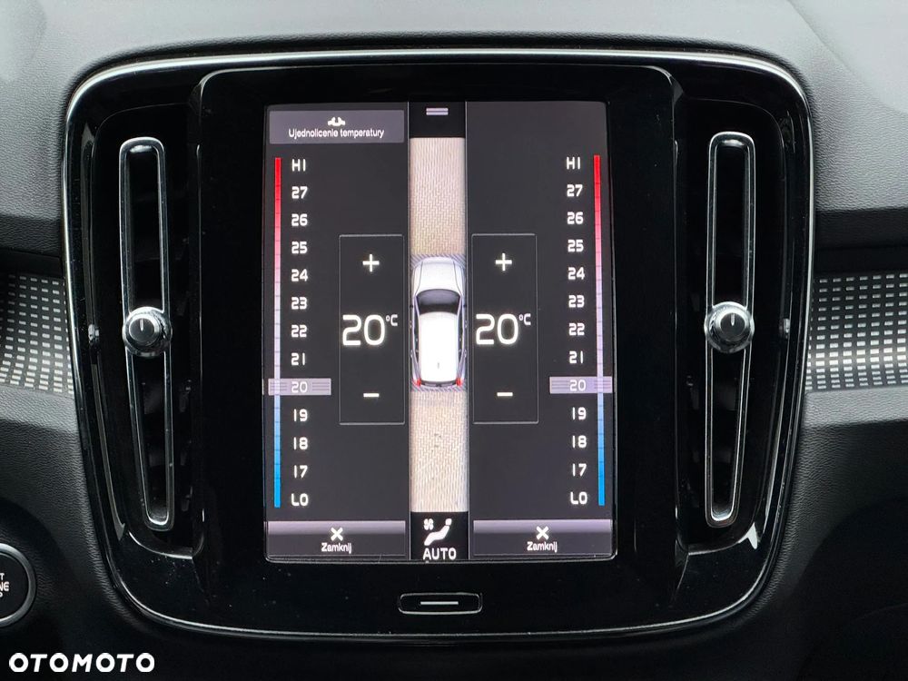 Volvo XC 40 D4 AWD Geartronic R-Design - 32