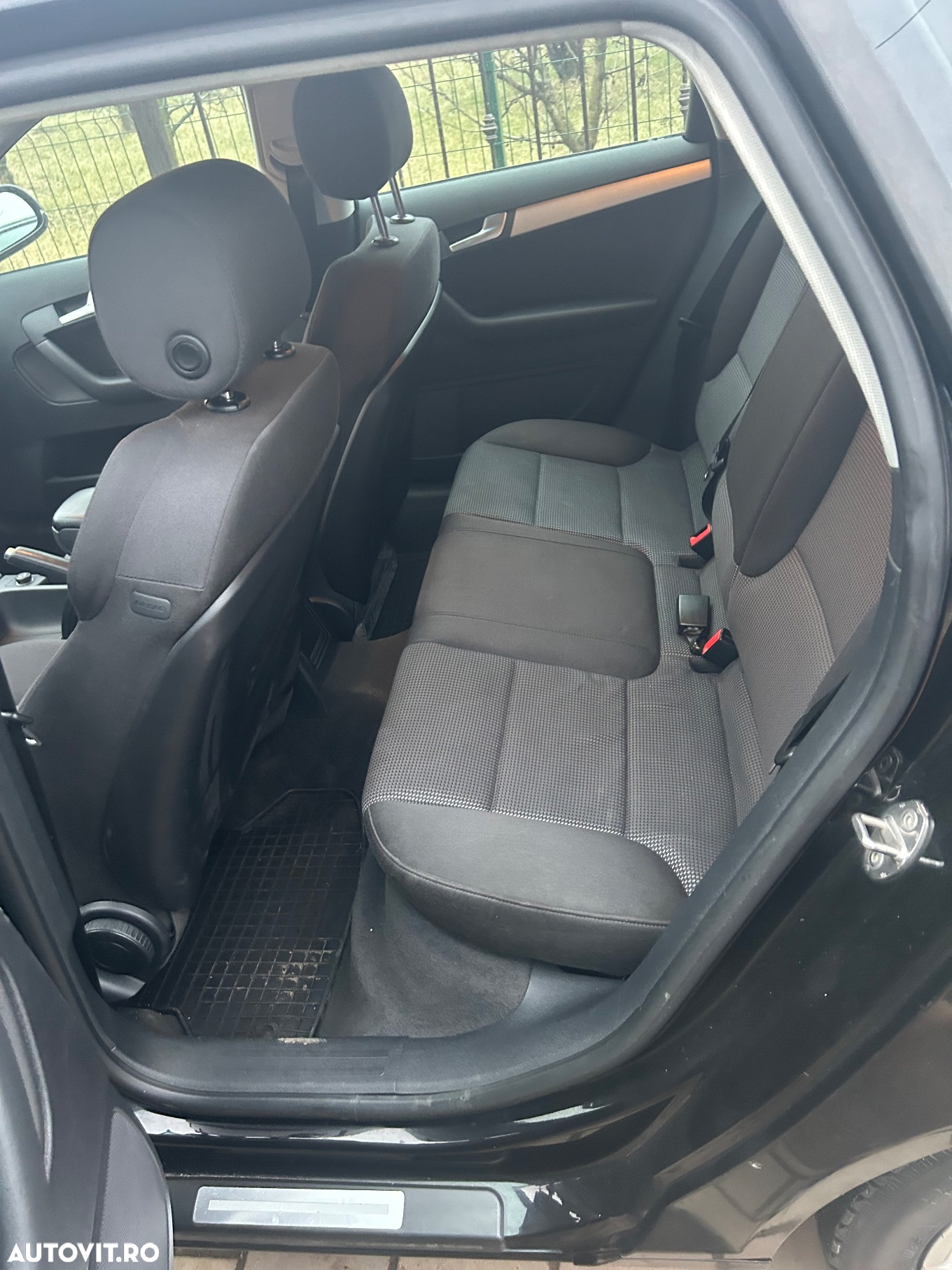Audi A3 1.6 TDI Sportback DPF S tronic Ambition - 6