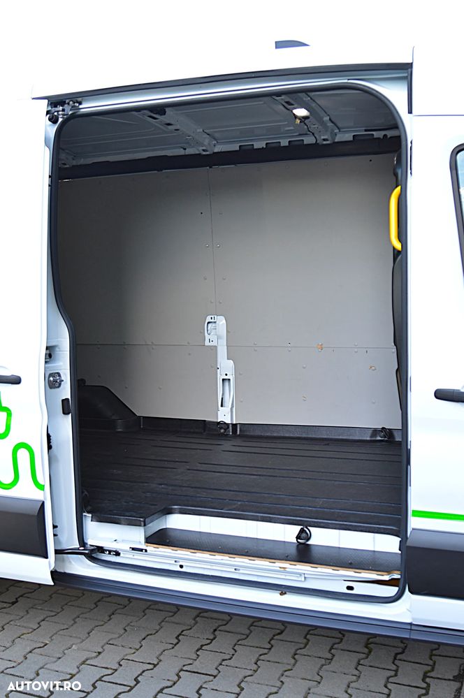 Ford E-TRANSIT L3H2 3500KG - 32