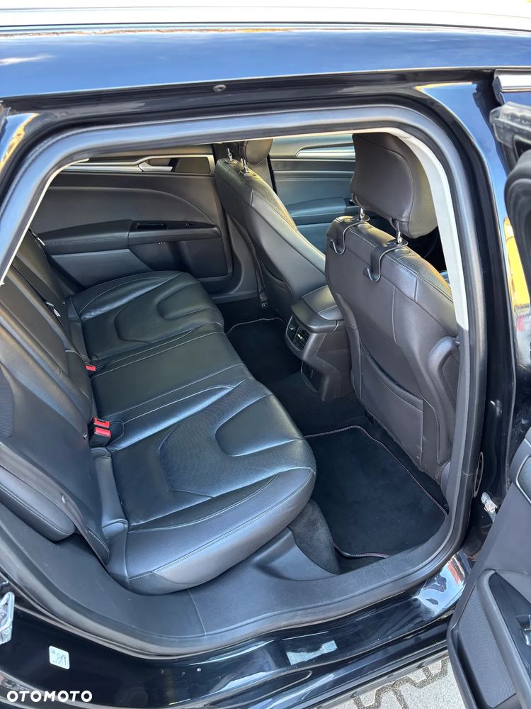Ford Mondeo - 16