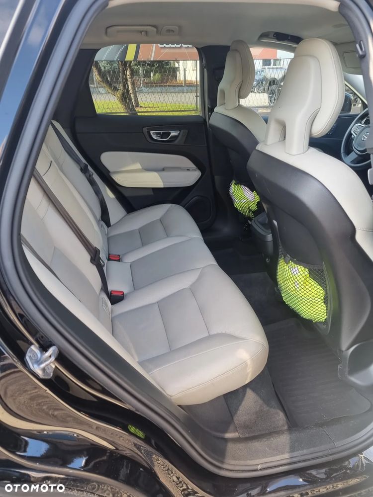 Volvo XC 60 T5 AWD Inscription - 6