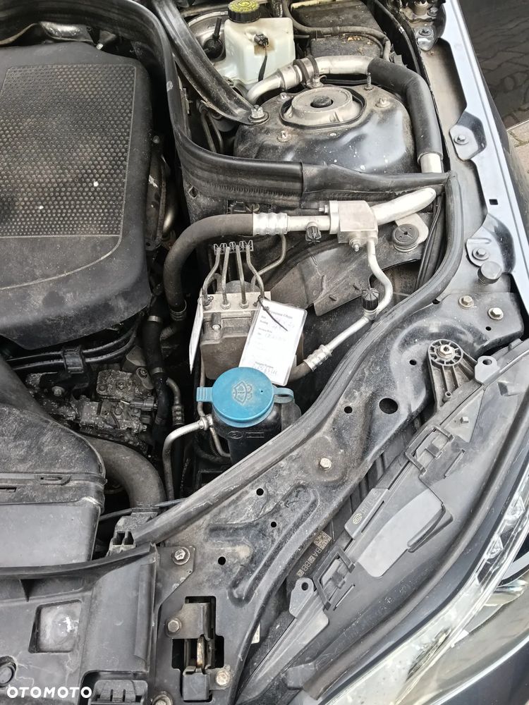 Mercedes-Benz Klasa E 220 CDI 7G-TRONIC Avantgarde - 22