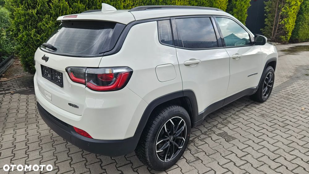 Jeep Compass - 5