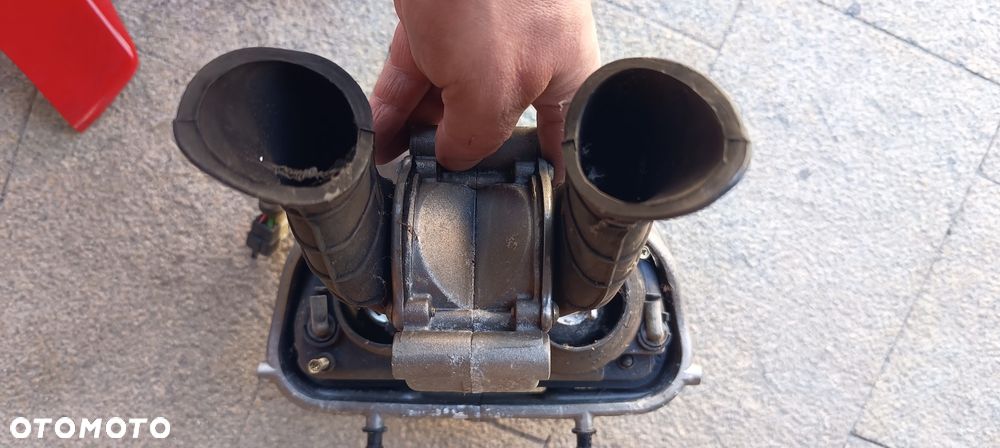 DUCATI ST4 916 CZASZA LAMPA REFLEKTOR STELAŻ SZYBA KIERUNKOWSKAZ - 10