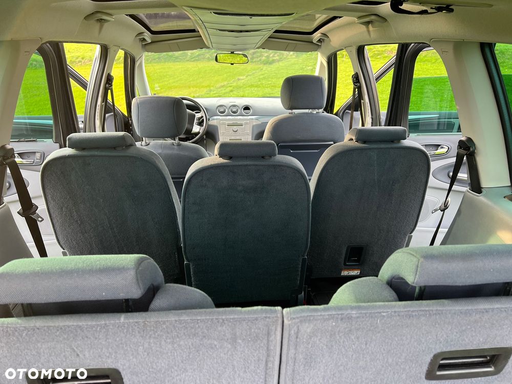 Ford Galaxy - 27