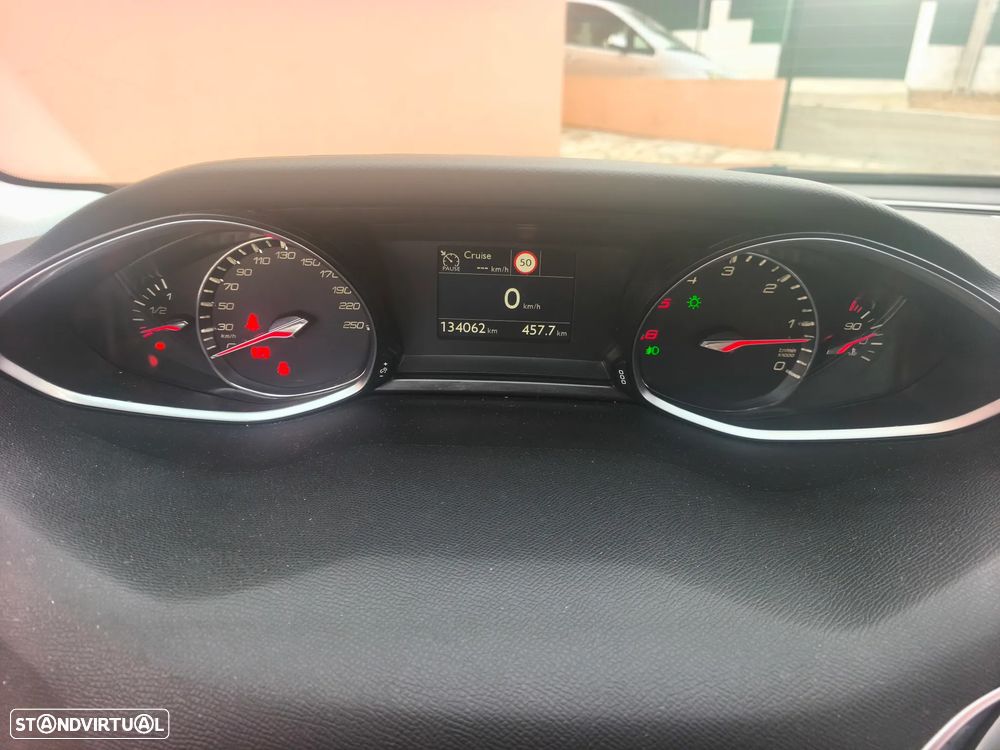 Peugeot 308 SW BlueHDi 130 Stop & Start Active - 6