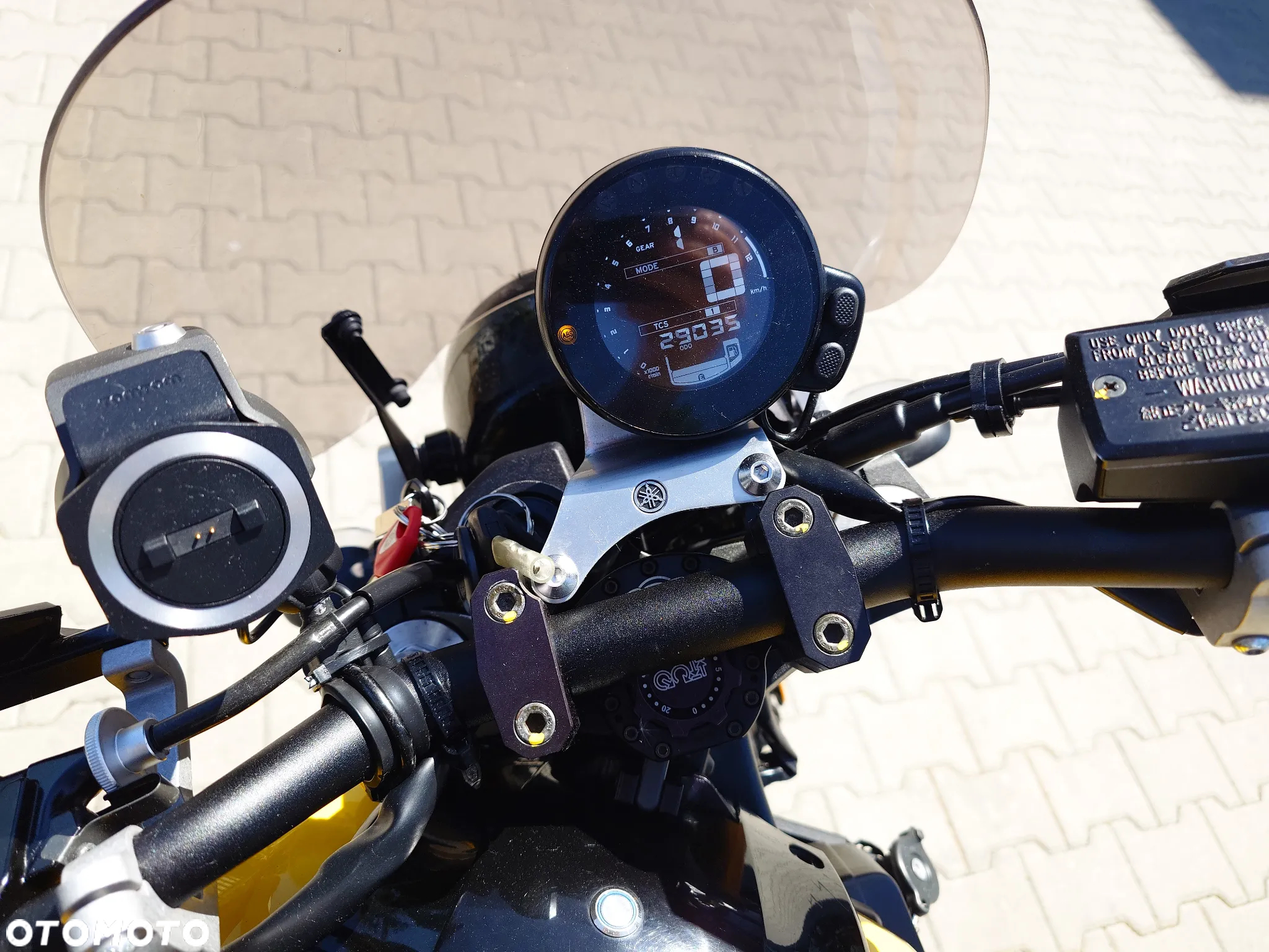 Yamaha XSR - 15