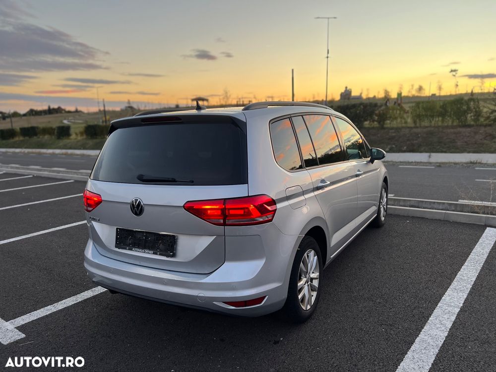 Volkswagen Touran 2.0 TDI SCR (BlueMotion Technology) Comfortline - 4