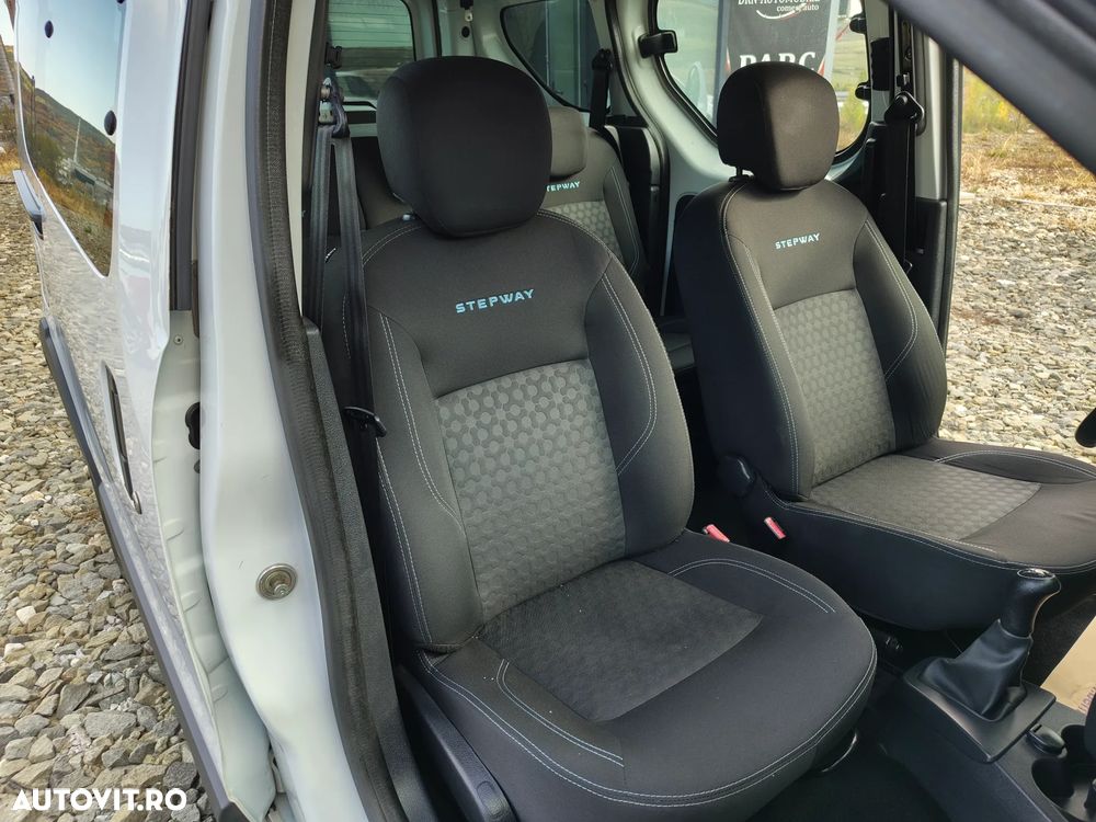 Dacia Dokker 1.2 TCe 115 CP Stepway - 10