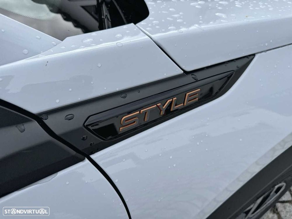 Peugeot 2008 1.2 Style — fotografia 15