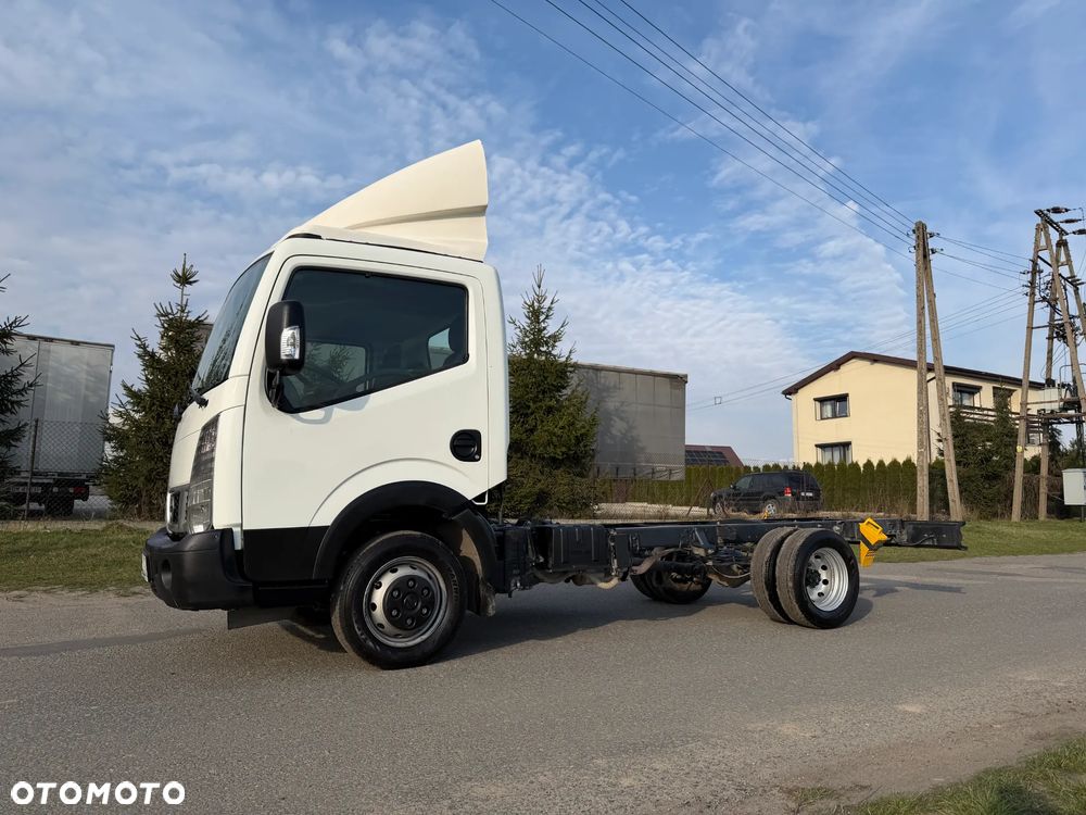 Nissan NT400 * CABSTAR * 2.5 / 125KM * Rama do zabudowy * Rozstaw osi: 3.7m * - 1