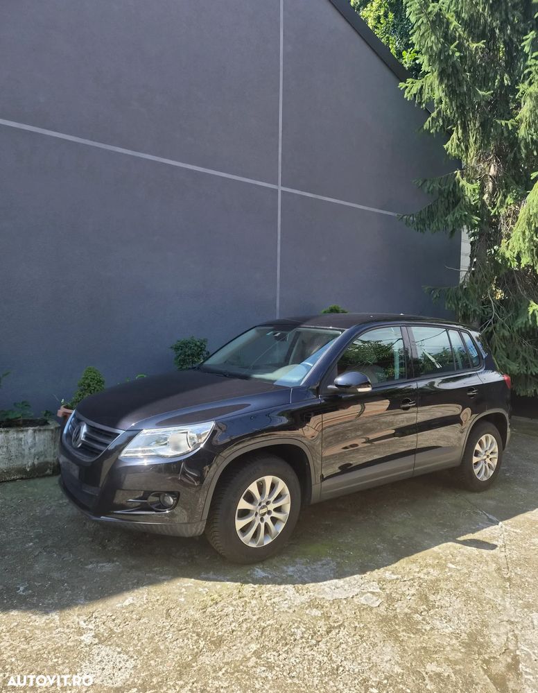 Volkswagen Tiguan - 16