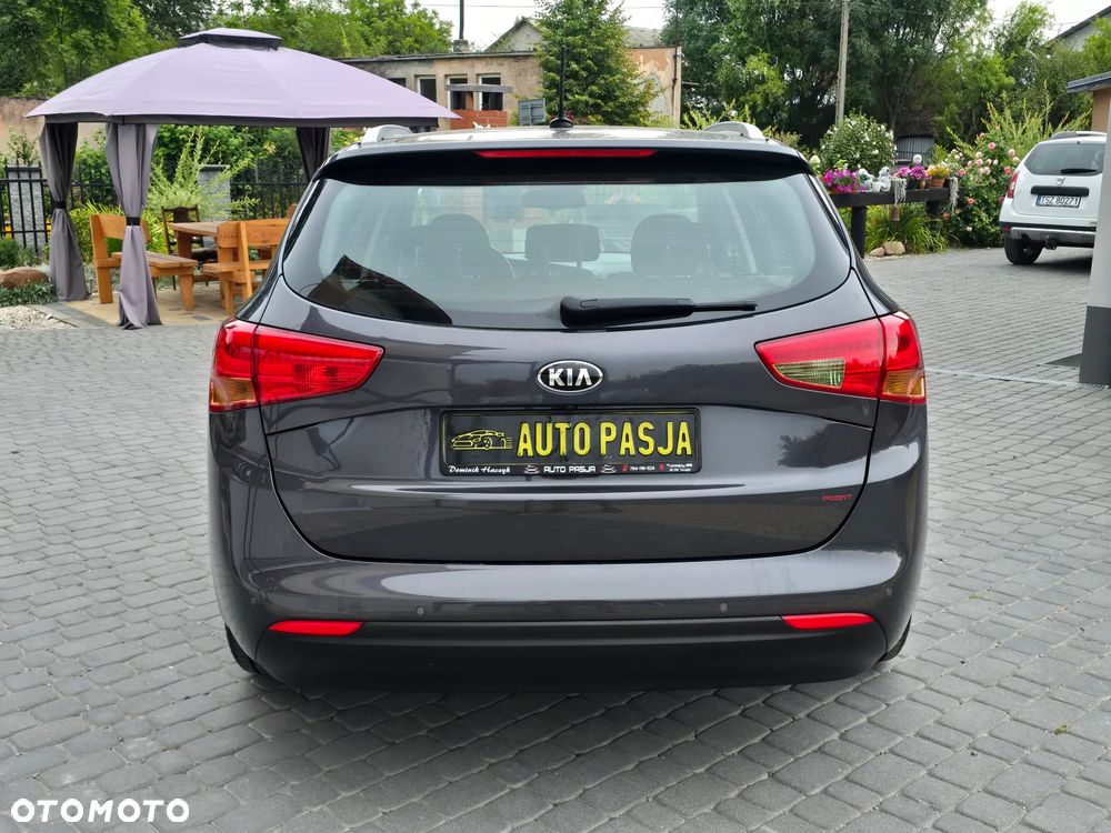 Kia Ceed 1.6 GDI Vision - 12