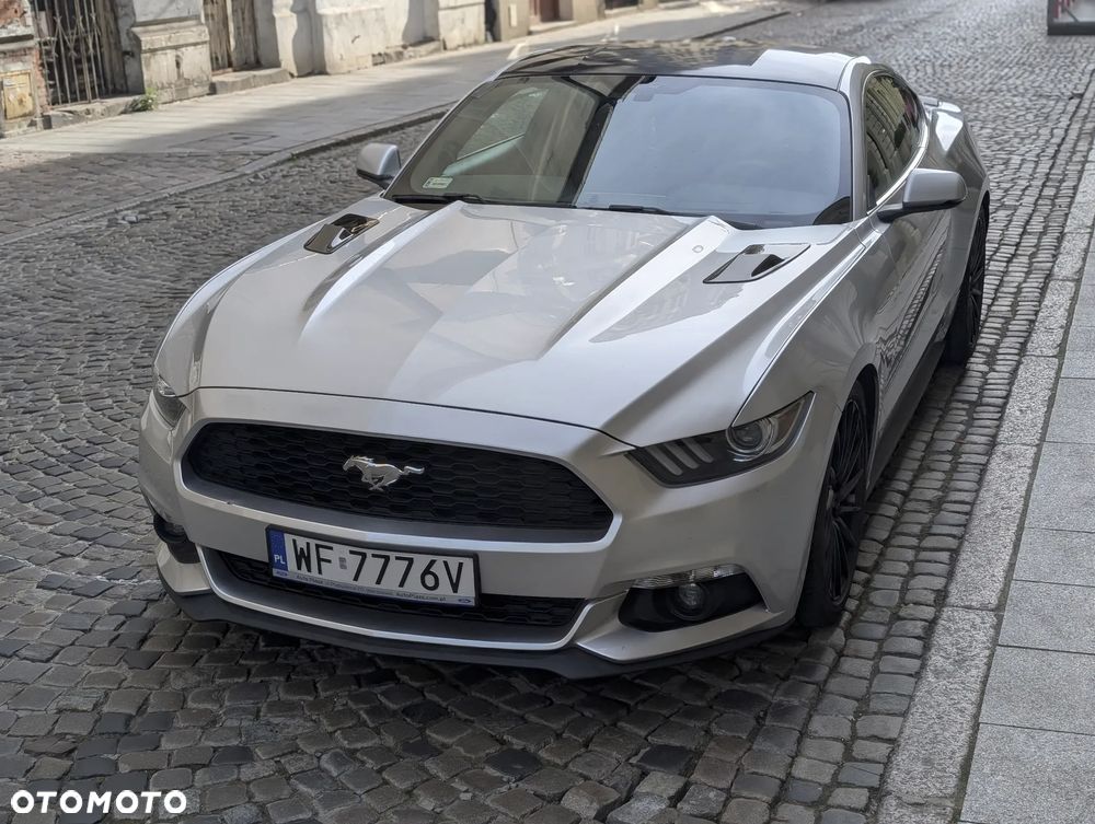 Ford Mustang 2.3 EcoBoost - 18